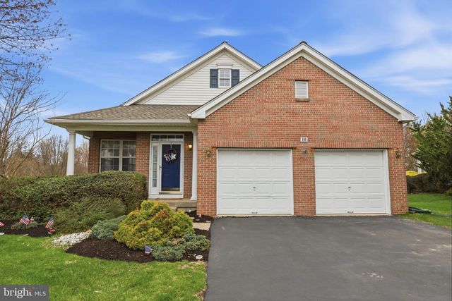 10 TUPELO LN, Langhorne, PA 19047