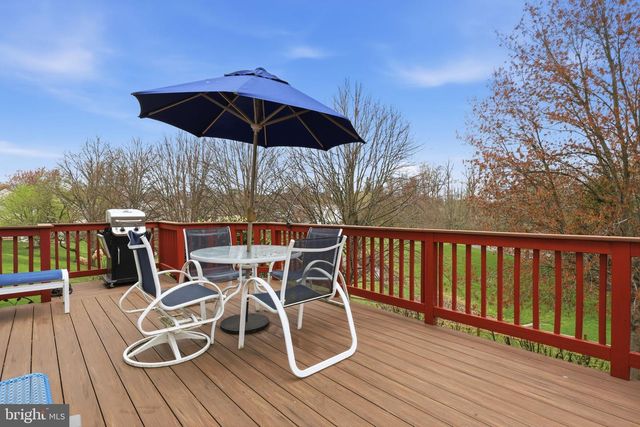 10 TUPELO LN, Langhorne, PA 19047