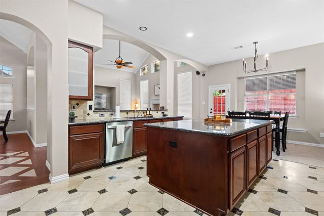 8213 Turnberry Street, Rowlett, TX 75089