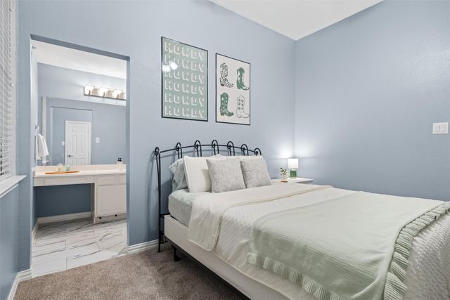 8213 Turnberry Street, Rowlett, TX 75089