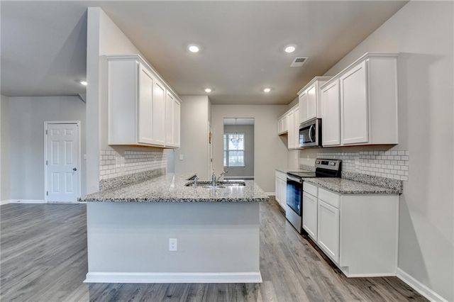 1308 Brookstone Lake Drive, Conyers, GA 30012