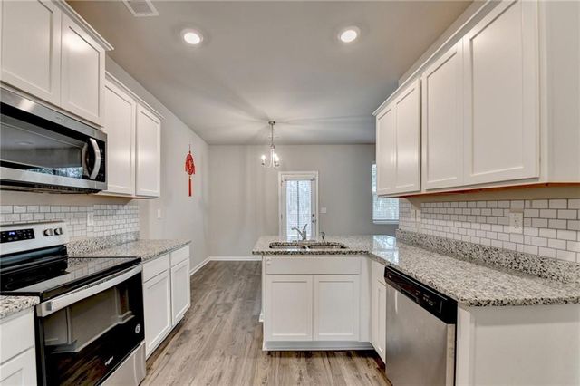 1308 Brookstone Lake Drive, Conyers, GA 30012