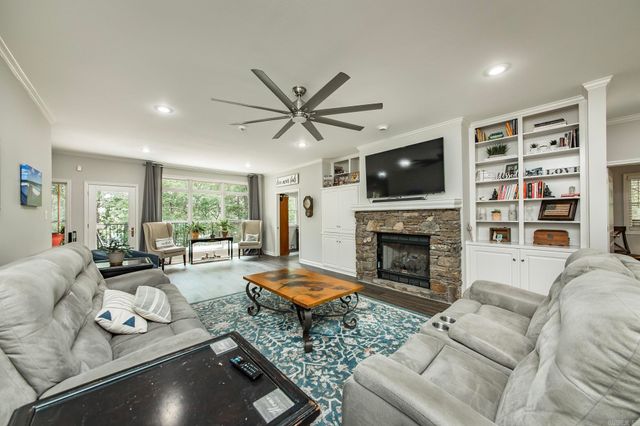 375 Lake Shore Drive, Higden, AR 72067