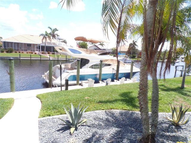 1802 LOS ALAMOS DRIVE, Punta Gorda, FL 33950