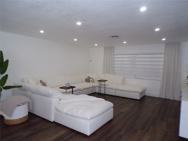 1802 LOS ALAMOS DRIVE, Punta Gorda, FL 33950