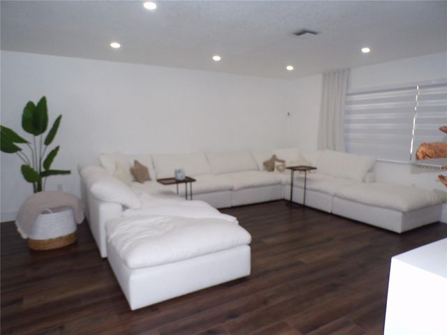 1802 LOS ALAMOS DRIVE, Punta Gorda, FL 33950
