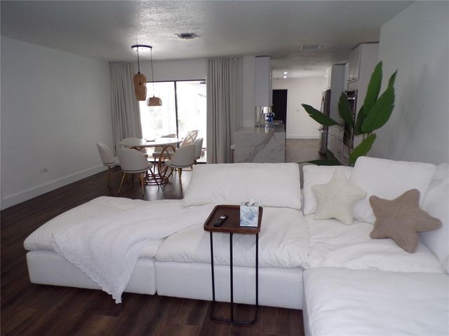 1802 LOS ALAMOS DRIVE, Punta Gorda, FL 33950