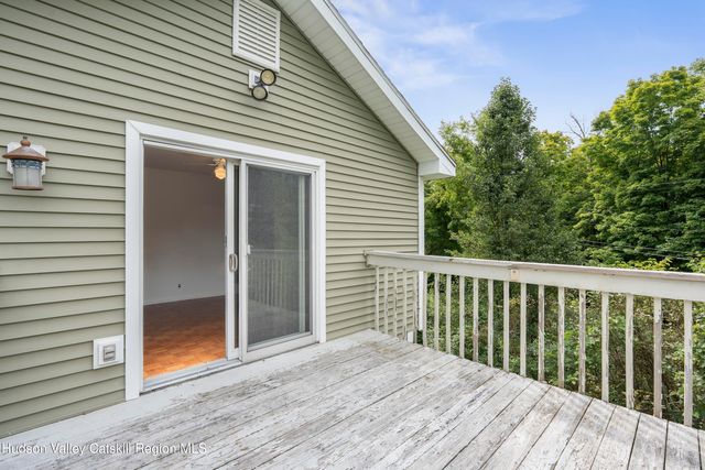800 Old Post Road, New Paltz, NY 12561
