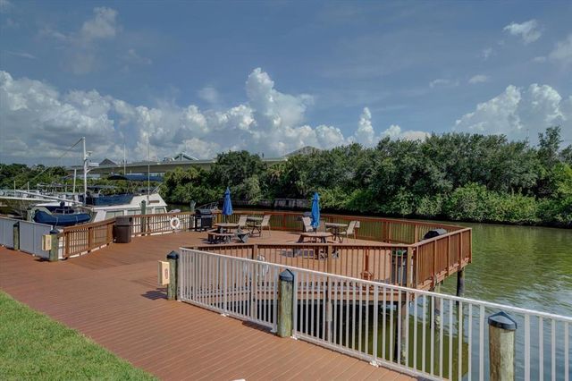 5000 CULBREATH KEY WAY 1-203, Tampa, FL 33611