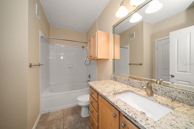 5000 CULBREATH KEY WAY 1-203, Tampa, FL 33611