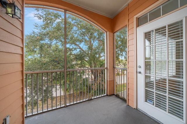 5000 CULBREATH KEY WAY 1-203, Tampa, FL 33611