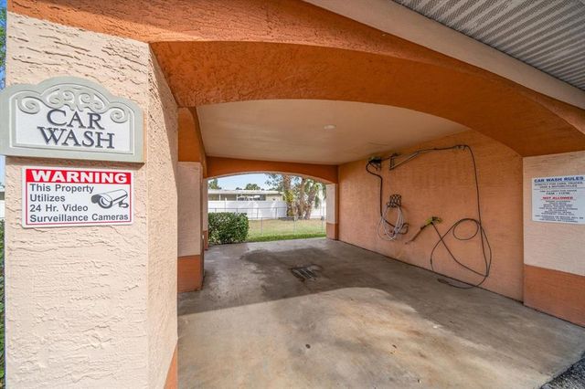 5000 CULBREATH KEY WAY 1-203, Tampa, FL 33611