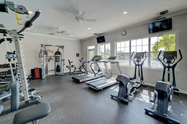 5000 CULBREATH KEY WAY 1-203, Tampa, FL 33611