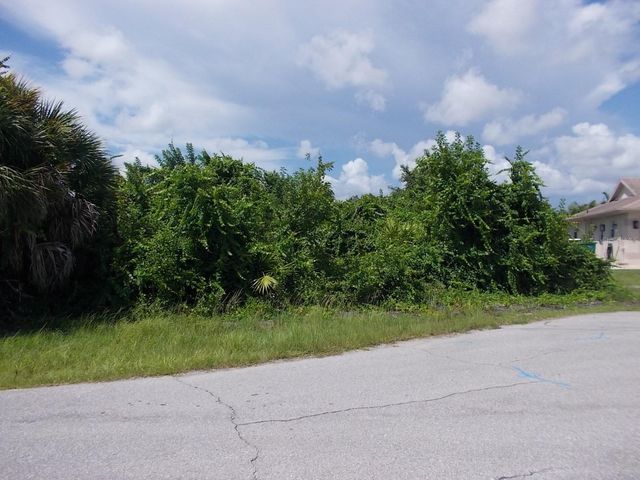 140 SWAN DRIVE, Rotonda West, FL 33947