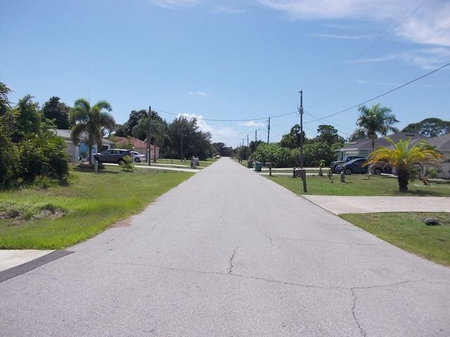 140 SWAN DRIVE, Rotonda West, FL 33947