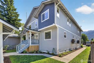 324 E 2nd Street #B, North Bend, WA 98045