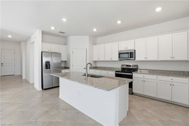 3958 Button Sage RD, Alva, FL 33920