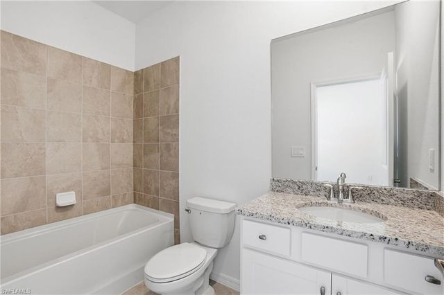 3958 Button Sage RD, Alva, FL 33920