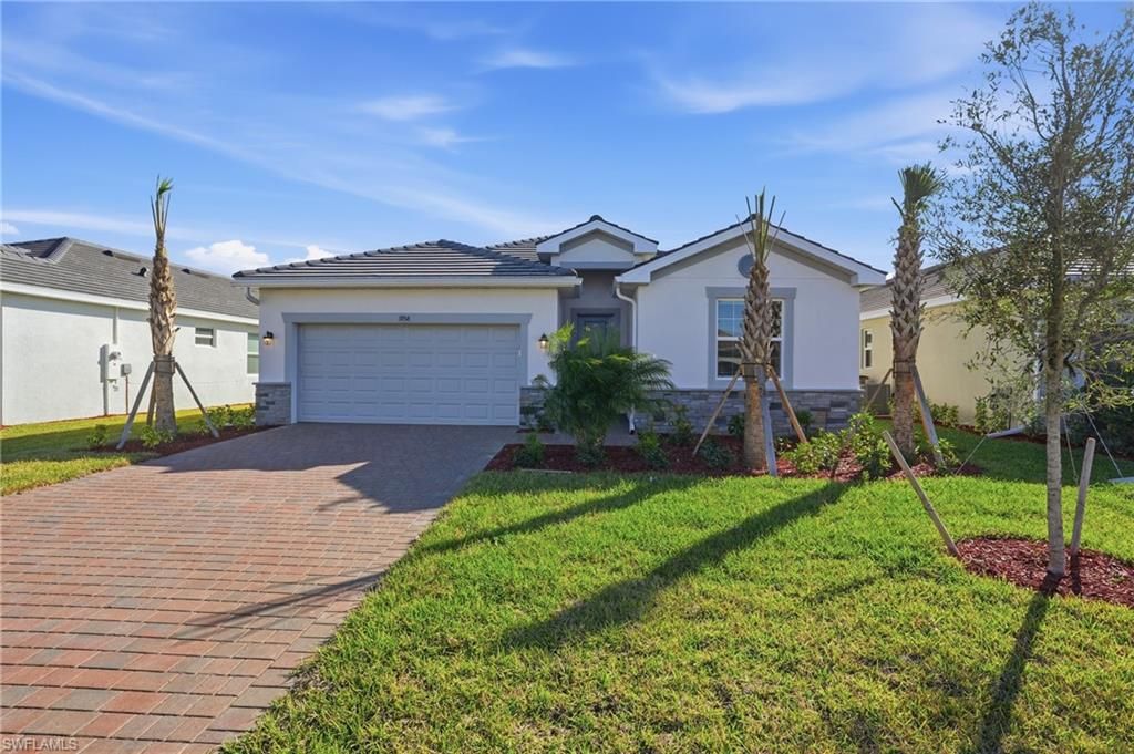 3958 Button Sage RD, Alva, FL 33920