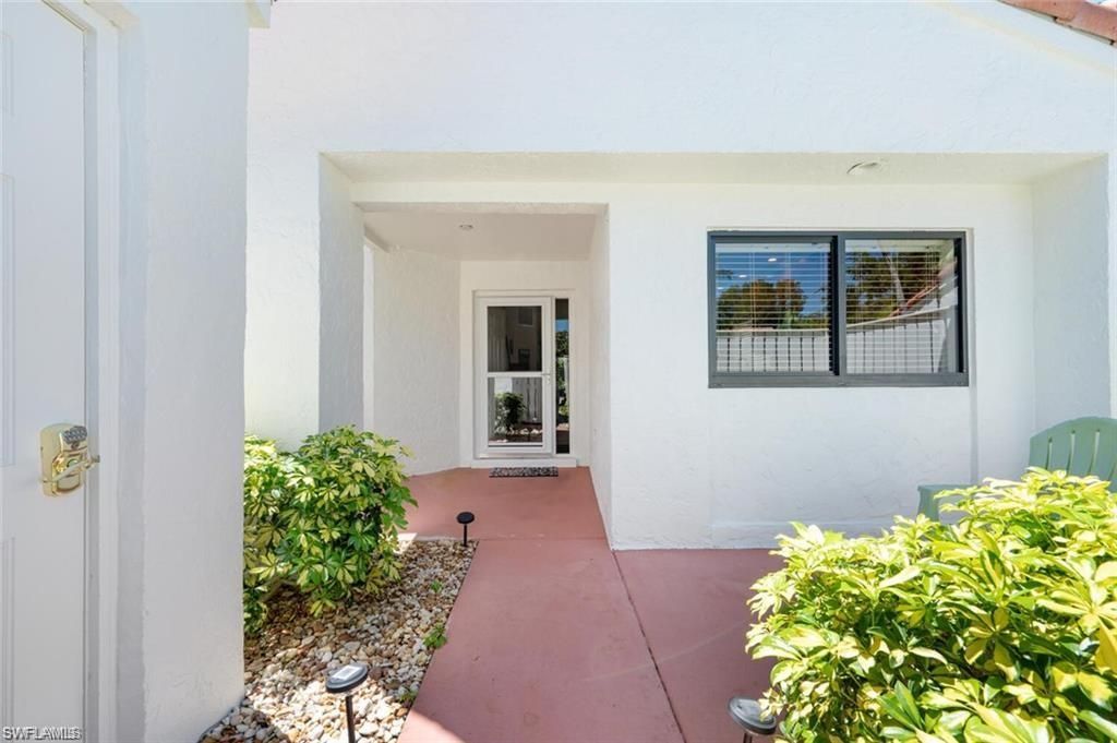 551 Beachwalk CIR, NAPLES, FL 34108 — photo 4