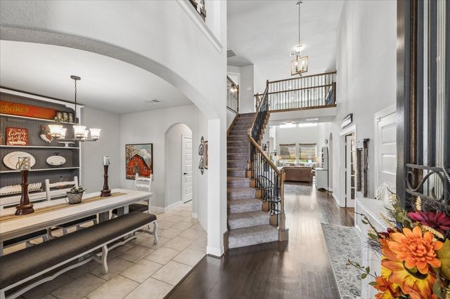 1728 Lake Raven Drive, Dickinson, TX 77539