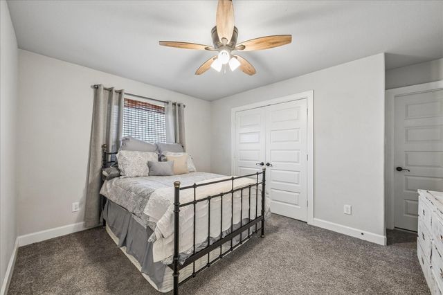 1728 Lake Raven Drive, Dickinson, TX 77539