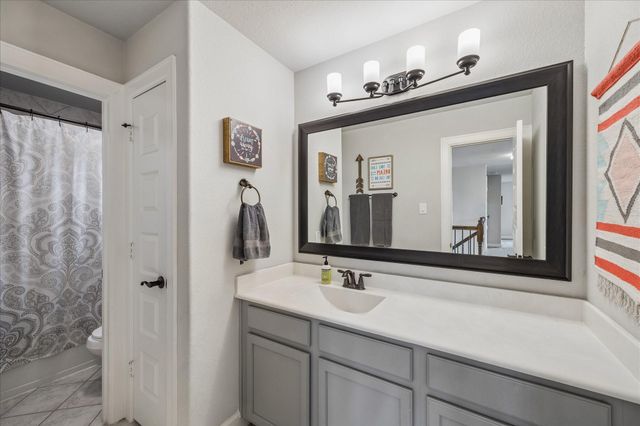 1728 Lake Raven Drive, Dickinson, TX 77539