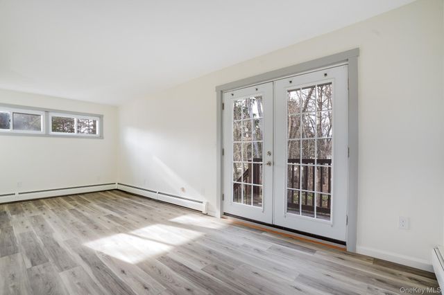 3 Pond Road, Hyde Park, NY 12601