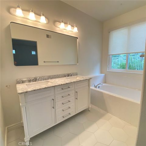 2510 Renata Court, Thousand Oaks, CA 91362