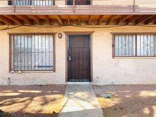 595 South Royal Crest Circle 16, Las Vegas, NV 89169