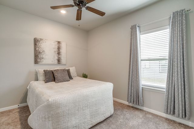 612 Adeline Drive, Burleson, TX 76028