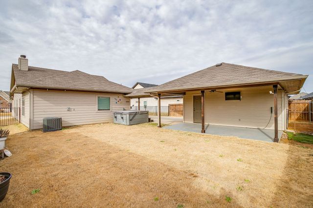 612 Adeline Drive, Burleson, TX 76028