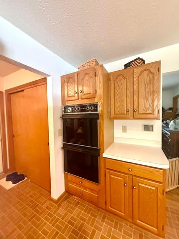 7379 Plumb Road, Galena, OH 43021