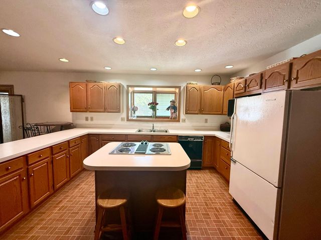 7379 Plumb Road, Galena, OH 43021