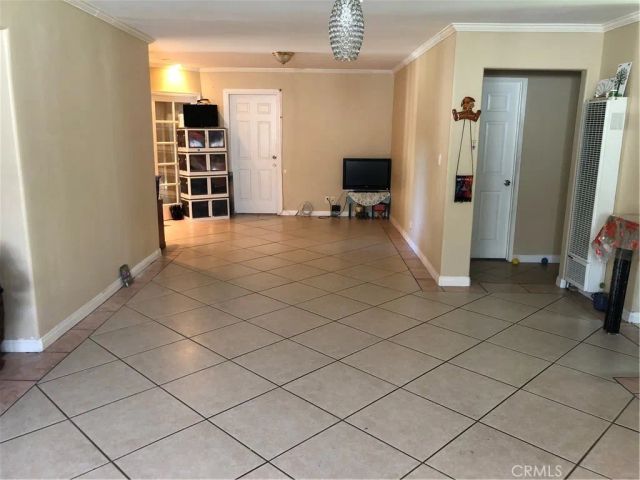 1234 E Oak Street, Anaheim, CA 92805