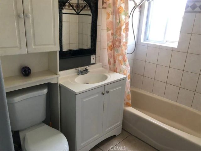 1234 E Oak Street, Anaheim, CA 92805