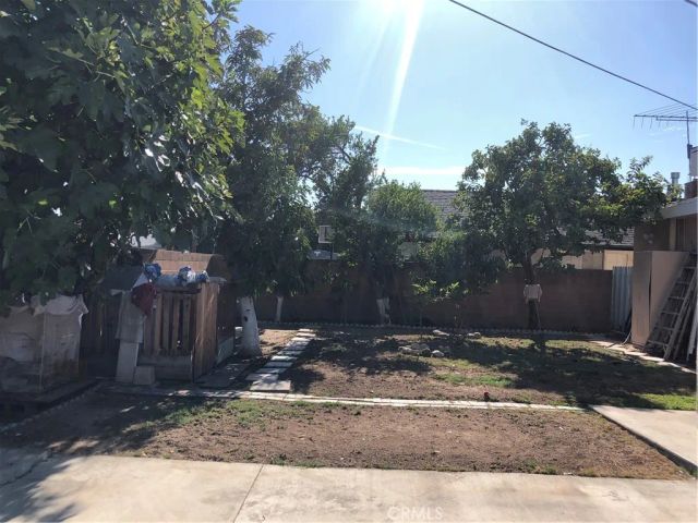 1234 E Oak Street, Anaheim, CA 92805