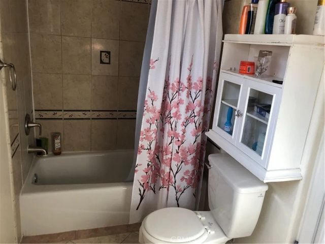 1234 E Oak Street, Anaheim, CA 92805