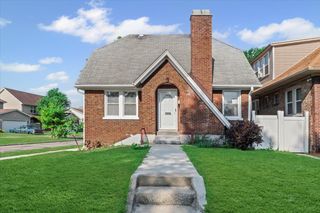 1036 S 12th Avenue, Maywood, IL 60153