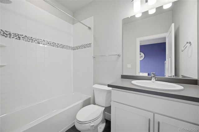 6033 Galena Street, Denver, CO 80238