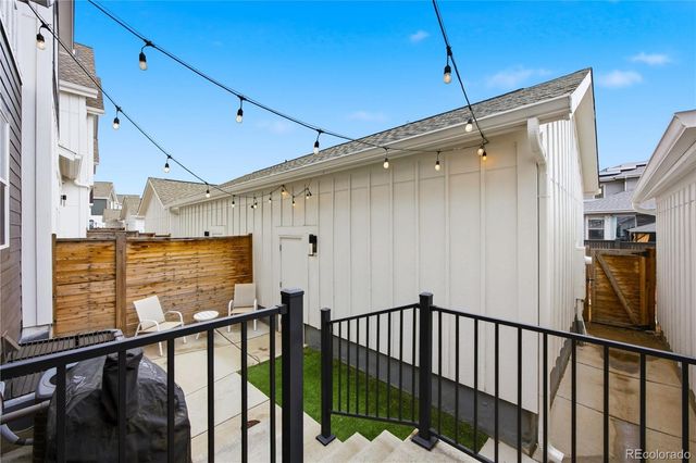 6033 Galena Street, Denver, CO 80238