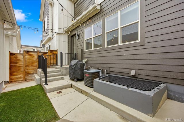 6033 Galena Street, Denver, CO 80238