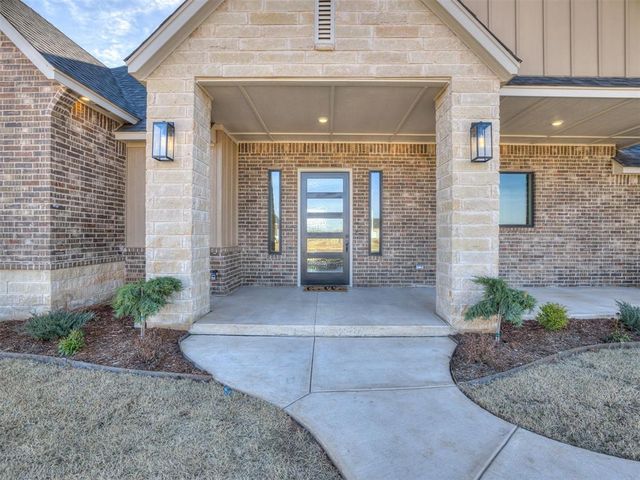 4604 SE 37th Street, Moore, OK 73165