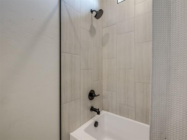 4604 SE 37th Street, Moore, OK 73165