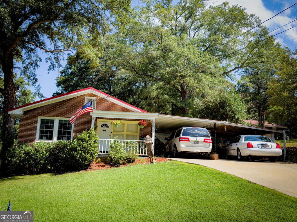 62 Oak Street, Elberton, GA 30635 — exterior