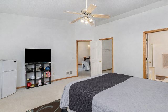 2466 Beech Street W, Rosemount, MN 55068