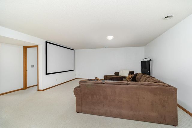 2466 Beech Street W, Rosemount, MN 55068