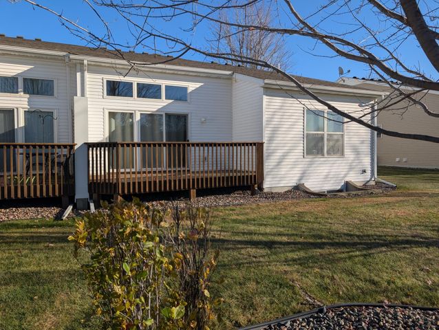 2466 Beech Street W, Rosemount, MN 55068