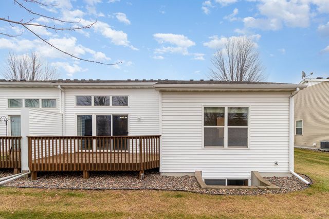 2466 Beech Street W, Rosemount, MN 55068