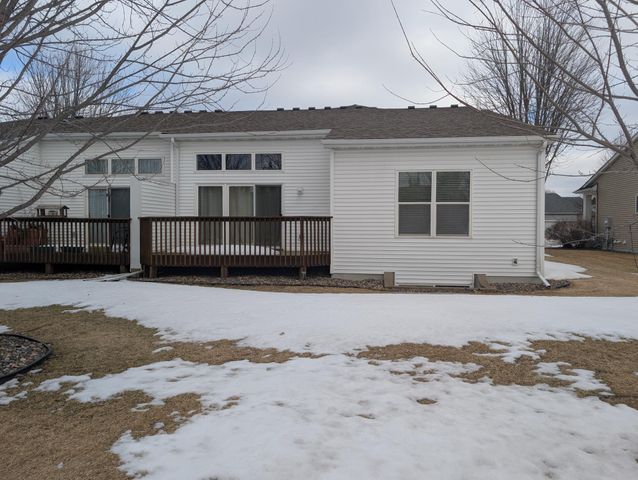 2466 Beech Street W, Rosemount, MN 55068